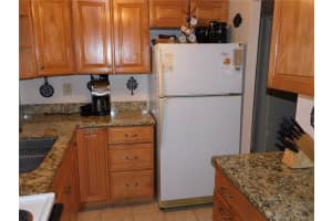5889 GARDEN LN #H4, BRADENTON, FL 34207 Sold 07/12/22