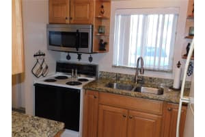 5889 GARDEN LN #H4, BRADENTON, FL 34207 Sold 07/12/22
