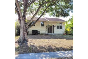 3723 SHARONDALE DR, SARASOTA, FL 34232 Sold 07/27/22