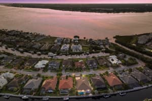 575 FORE DR, BRADENTON, FL 34208 Sold 07/12/22