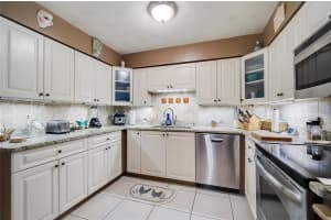 4804 BARCELONA AVE, SARASOTA, FL 34235 Sold 08/12/22