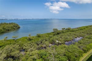 392 Aruba Cir, Bradenton, FL 34209, Sold 06/21/22