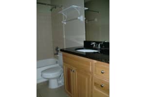 4005 CROCKERS LAKE BLVD #18, SARASOTA, FL 34238 Sold 12/15/22