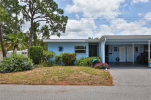 6137 GREEN VIEW DR #136, SARASOTA, FL 34231 Sold 07/30/22