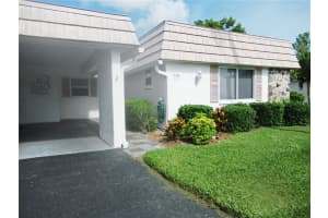 2421 RIVERBLUFF PKWY #232, SARASOTA, FL 34231 Sold 08/18/22