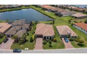 9908 MARBELLA DR, BRADENTON, FL 34211 Sold 08/31/22