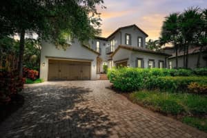 6215 LEGENDS BLVD, BRADENTON, FL 34210 Sold 04/04/23
