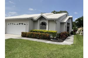 5395 KELLY DR #18, SARASOTA, FL 34233 Sold 07/25/22