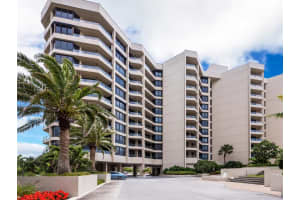 1211 GULF OF MEXICO DR #303, LONGBOAT KEY, FL 34228 Sold 07/27/22