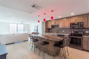 101 Gulfstream Ave, Sarasota, FL 34236, Sold 06/24/22