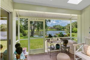 3109 LAKE PARK LN #17, SARASOTA, FL 34231 Sold 07/14/22