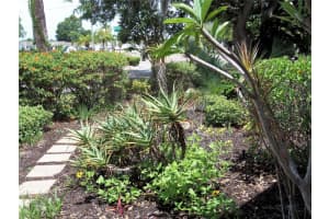 1201 Oak View Dr, Sarasota, FL 34232, Sold 06/30/22