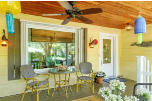 2332 MCCLELLAN PKWY, SARASOTA, FL 34239 Sold 07/28/22