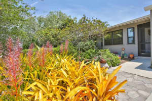2447 Wood Oak Dr, Sarasota, FL 34232, Sold 06/27/22