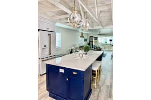 679 Spanish Dr S, Longboat Key, FL 34228, Sold 07/05/22