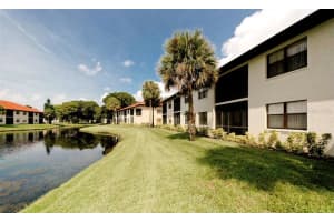 4325 46TH AVE W #102, BRADENTON, FL 34210 Sold 09/22/22