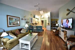 5407 CRESTLAKE BLVD #1, SARASOTA, FL 34233 Sold 09/15/22