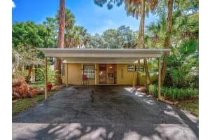 4956 VILLAGE GARDENS DR #145, SARASOTA, FL 34234 Sold 07/18/22