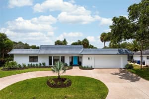 549 COMMONWEALTH LN, SARASOTA, FL 34242 Sold 09/02/22