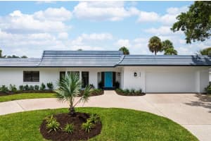 549 COMMONWEALTH LN, SARASOTA, FL 34242 Sold 09/02/22