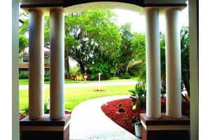 5192 Sunnydale Cir W, Sarasota, FL 34233, Sold 07/07/22