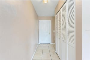 6852 WHITMAN CT #6852, SARASOTA, FL 34243 Sold 07/14/22