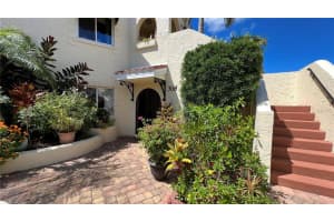 6101 34TH ST W #30B, BRADENTON, FL 34210 Sold 08/01/22
