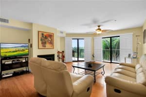 7303 JESSIE HARBOR DR #7303, OSPREY, FL 34229 Sold 07/27/22