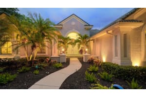 7647 ALBERT TILLINGHAST DR, SARASOTA, FL 34240 Sold 12/16/22
