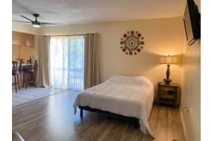 2636 Hidden Lake Dr N, Sarasota, FL 34237, Sold 07/01/22