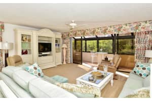 6287 MIDNIGHT PASS RD #203, SARASOTA, FL 34242 Sold 07/29/22