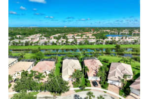 11806 FIORE LN, SARASOTA, FL 34238 Sold 07/14/22