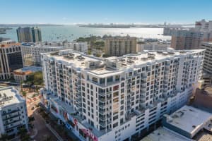 111 S PINEAPPLE AVE #1018, SARASOTA, FL 34236 Sold 12/09/22