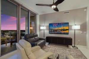 111 S PINEAPPLE AVE #1018, SARASOTA, FL 34236 Sold 12/09/22