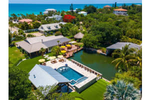 3752 CASEY KEY RD, NOKOMIS, FL 34275 Sold 10/05/22