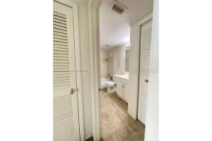 2866 Somerset Park Dr, Tampa, FL 33613, Sold 07/08/22