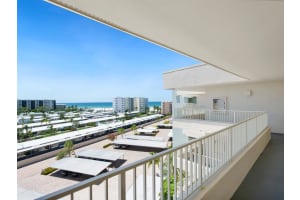 5780 MIDNIGHT PASS RD #710, SARASOTA, FL 34242 Sold 10/31/22