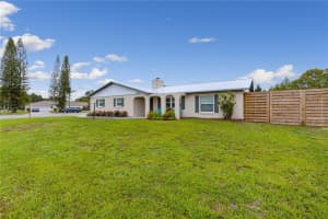 1347 GEORGETOWNE CIR, SARASOTA, FL 34232 Sold 01/27/23