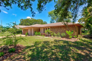 3639 ASTER DR, SARASOTA, FL 34233 Sold 03/17/23
