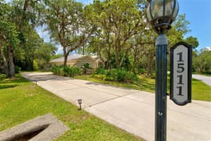 1511 OAKFORD RD, SARASOTA, FL 34240 Sold 08/01/22