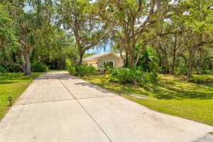 1511 OAKFORD RD, SARASOTA, FL 34240 Sold 08/01/22