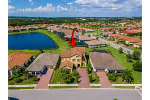 4719 TOBERMORY WAY, LAKEWOOD RANCH, FL 34211 Sold 03/09/23