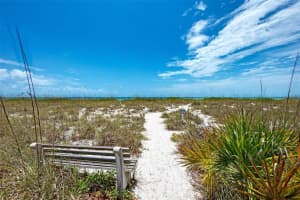 613 SPANISH DR N, LONGBOAT KEY, FL 34228 Sold 08/22/22