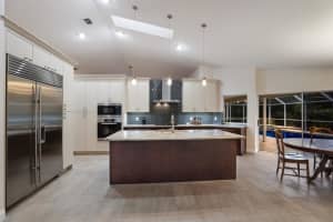 6804 ERICA LN, SARASOTA, FL 34241 Sold 08/19/22