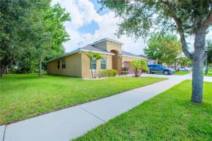 10216 HOLLAND RD, RIVERVIEW, FL 33578 Sold 08/05/22