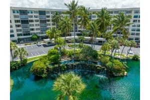 5855 MIDNIGHT PASS RD #708, SARASOTA, FL 34242 Sold 09/12/22