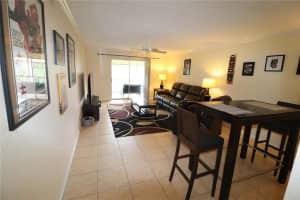 972 LA COSTA CIR #2, SARASOTA, FL 34237 Sold 10/07/22