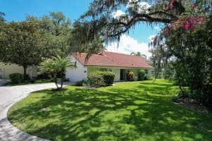 5717 RENZO LN, SARASOTA, FL 34243 Sold 08/08/22