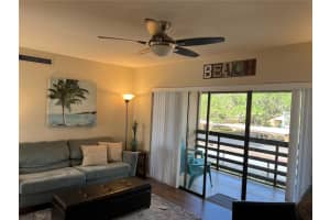 5687 ASHTON LAKE DR #4, SARASOTA, FL 34231 Sold 07/15/22