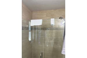 5160 SUNNYDALE CIR, SARASOTA, FL 34233 Sold 09/12/22